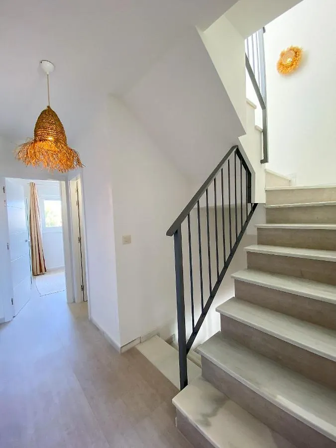 Tarifa Cozy House - Sun, Parking, Wifi, Pool Appartement Spanje