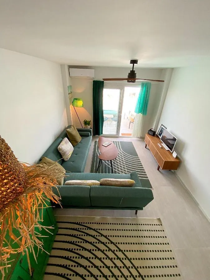 Tarifa Cozy House - Sun, Parking, Wifi, Pool Apartment
